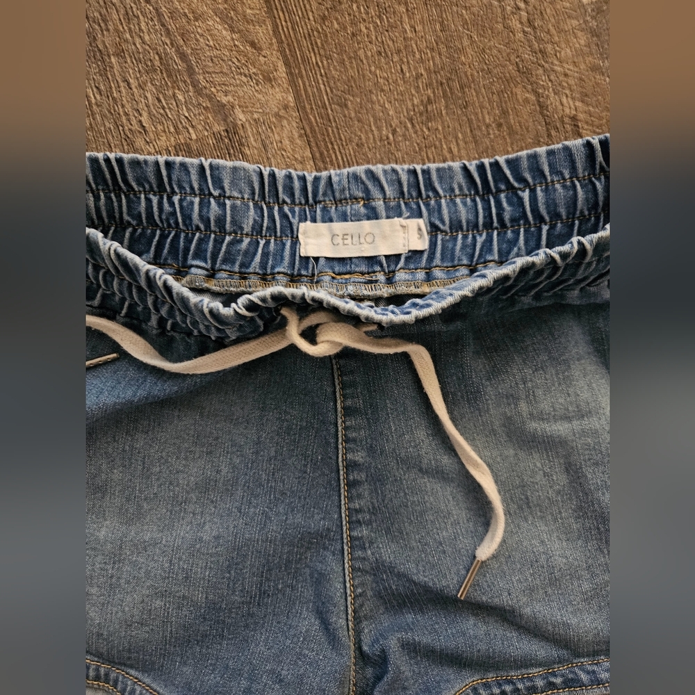 Denim Drawstring Shorts - Picture 2 of 3